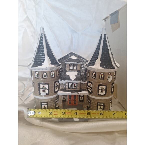 Dept 56 Snow Village “Twin Peaks” 1986 Lighted Building w/ Box- Works Great - Picture 8 of 9